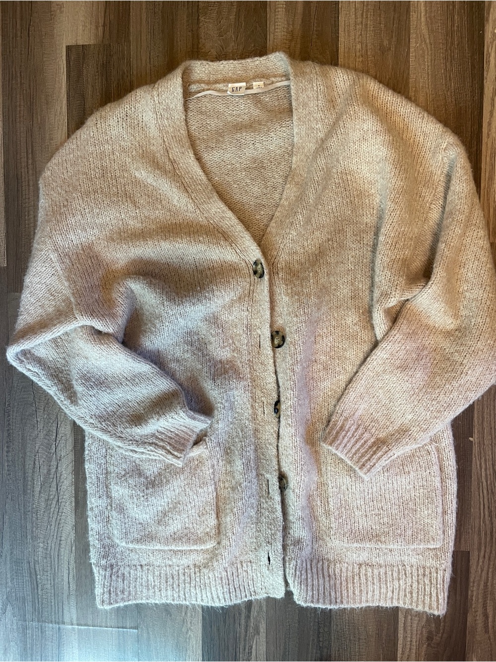 GAP Cream Button-Front V-Neck Knit Cardigan